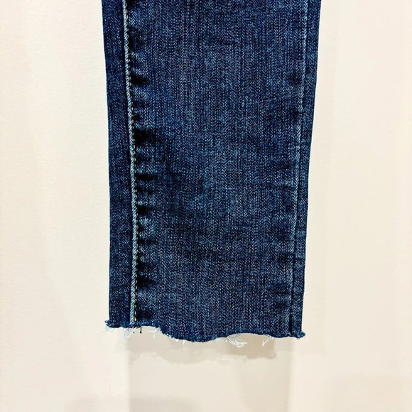 LEVI’S 710 Super Skinny dark blue jeans | Cropped raw hem denim | Size 24 * - Picture 9 of 11